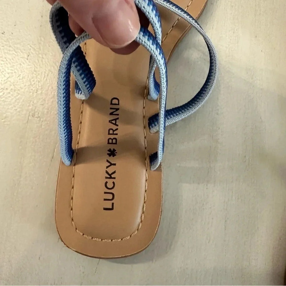 Lucky Brand Women’s Bizell Blue Striped Strappy Padded Sandal Size 7.5 GUC - Picture 4 of 7